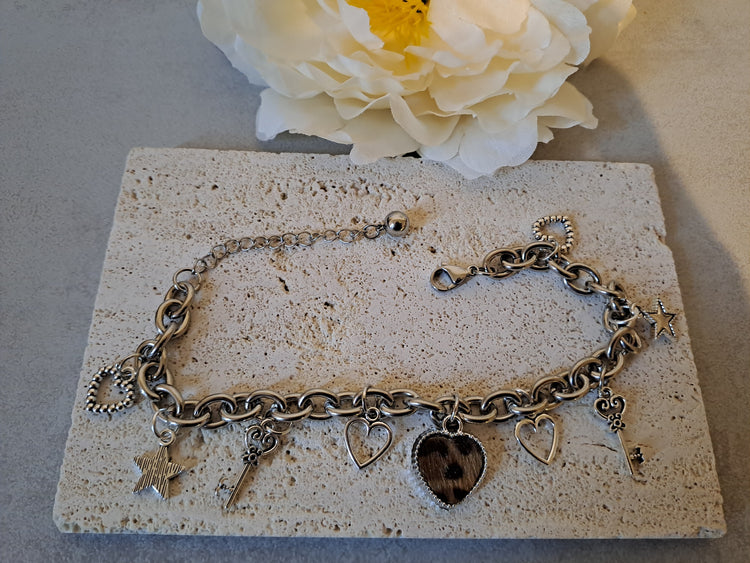 Bracciali