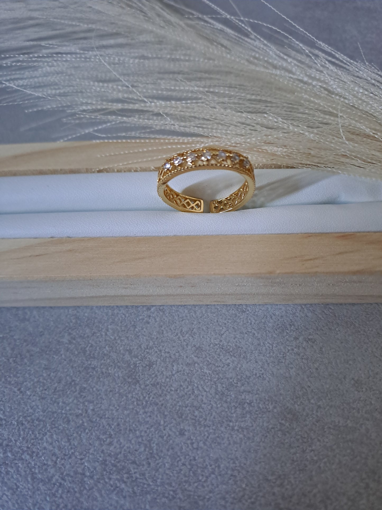 Charlotte Ring (adjustable)