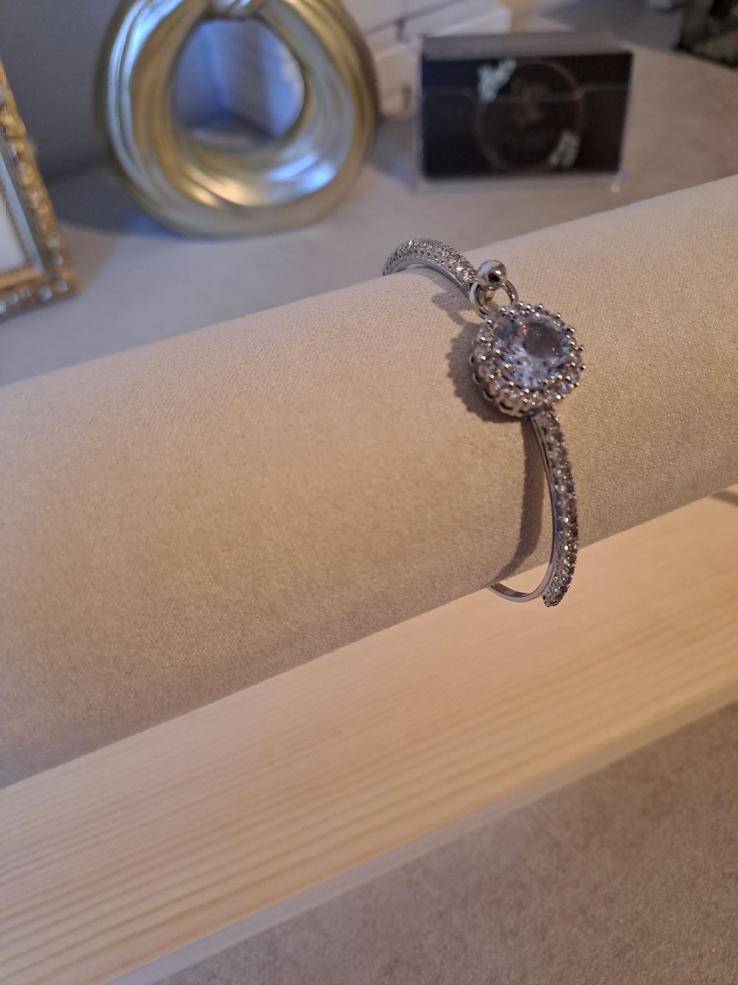 Beth Bangle Bracelet