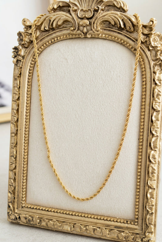 Anais Necklace