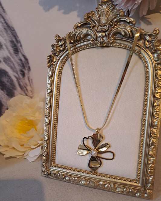 Collana Bloom